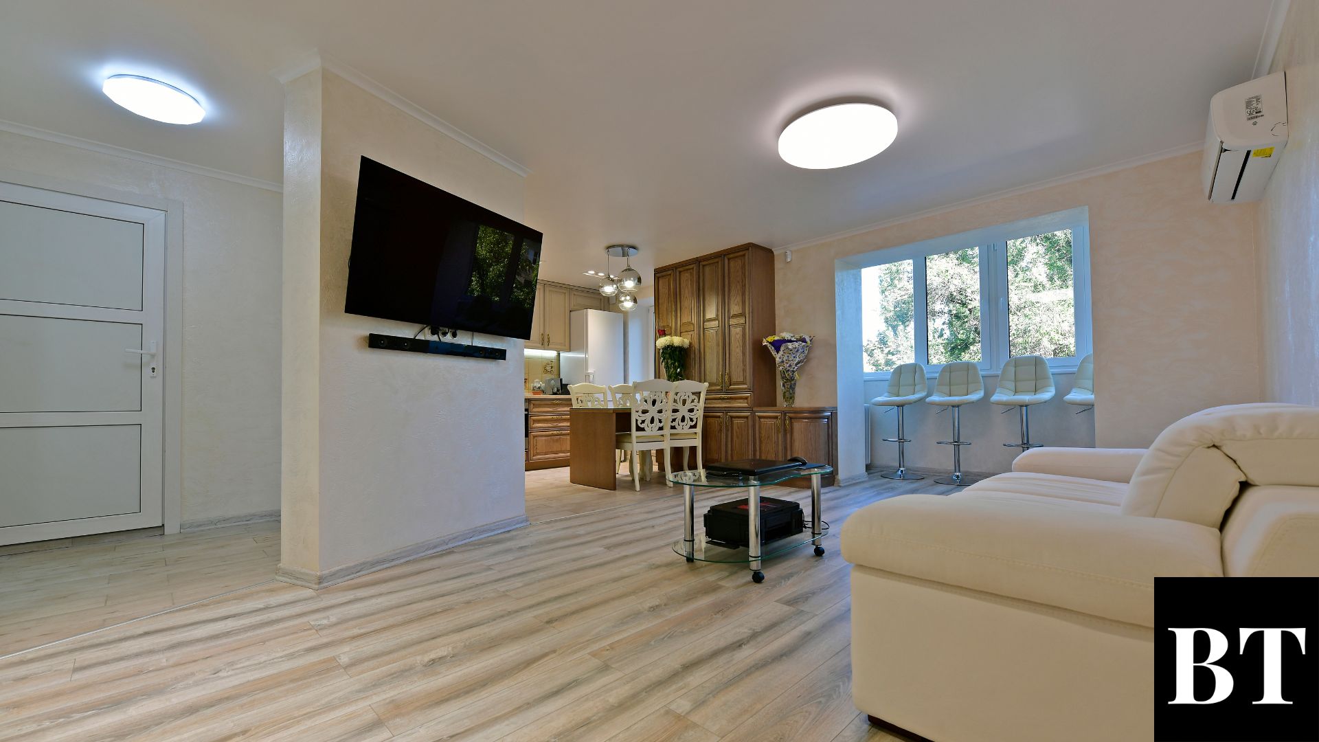 How to Varnish a Parquet Floor? | Building Tutorials